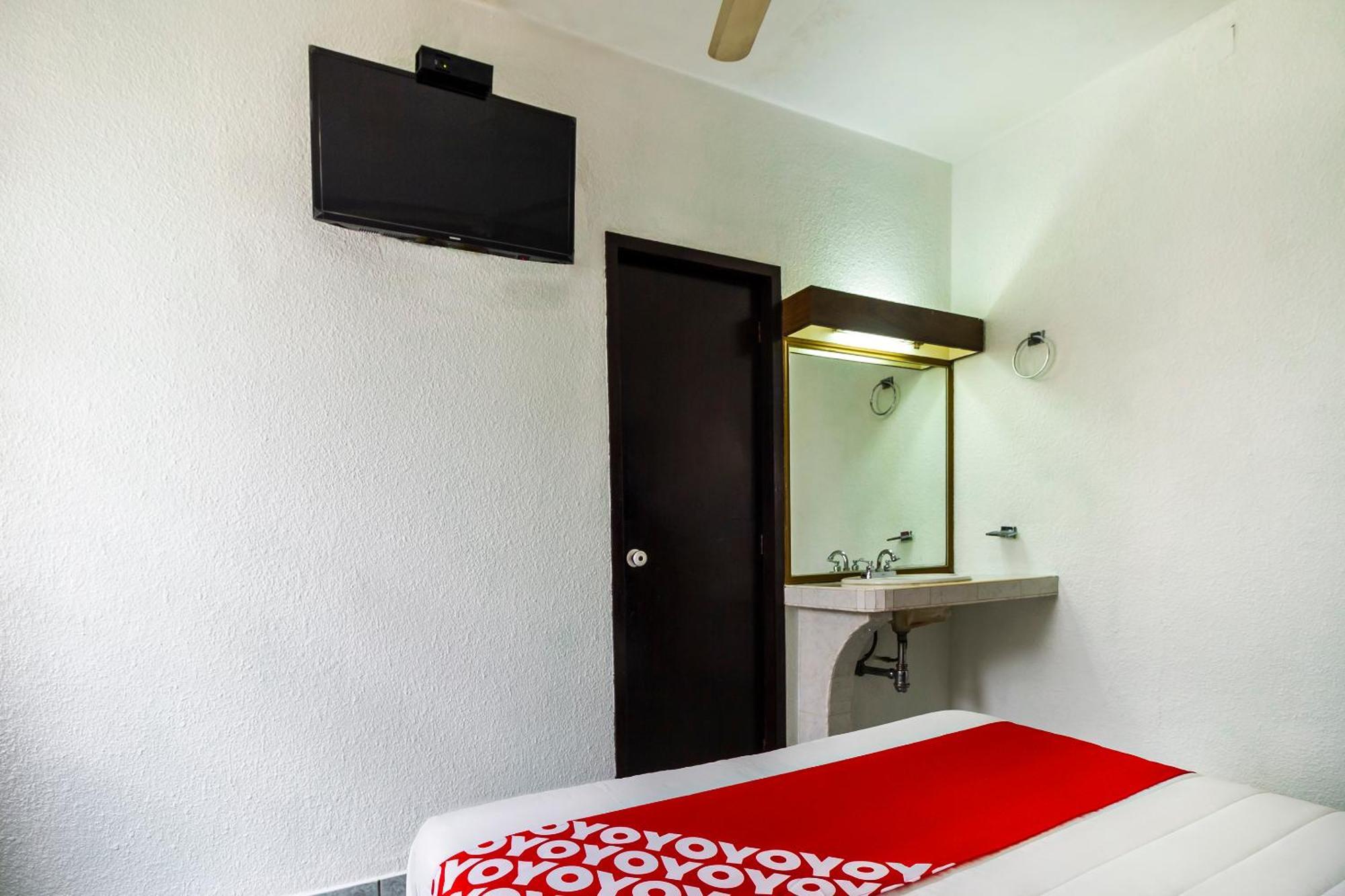 Hotel Canada, Guadalajara Extérieur photo