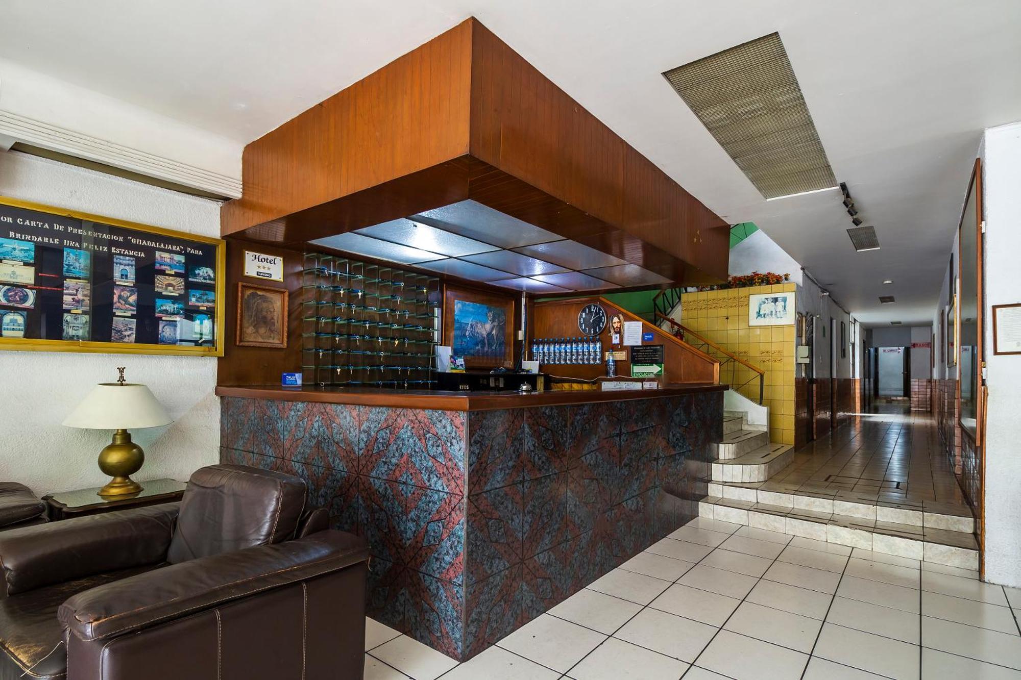 Hotel Canada, Guadalajara Extérieur photo