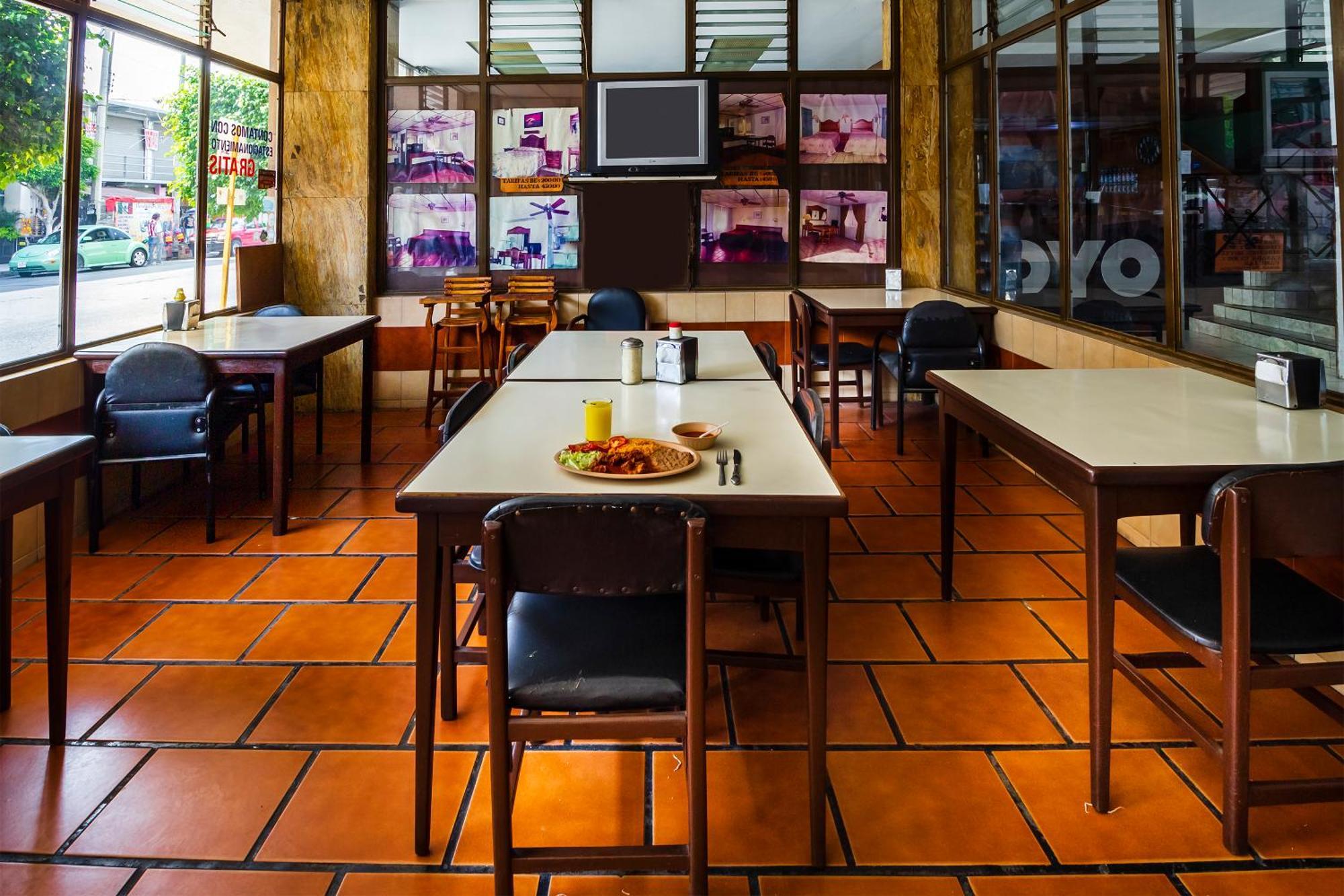 Hotel Canada, Guadalajara Extérieur photo