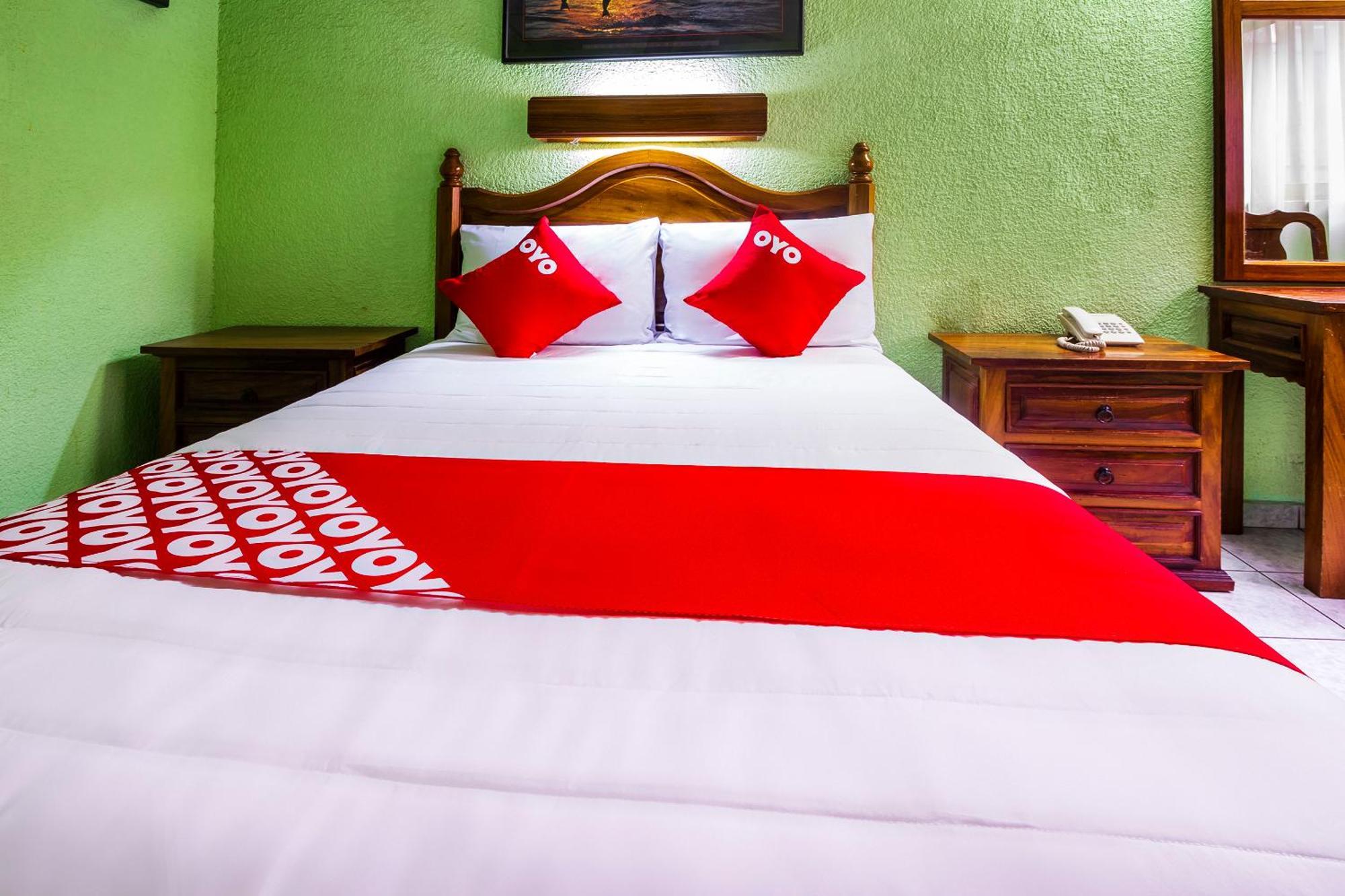 Hotel Canada, Guadalajara Extérieur photo